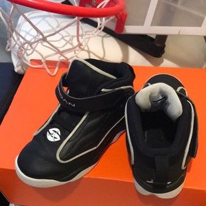 Jordan flights in black Toddler